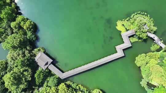 杭州西湖景区浴鹄湾 霁虹桥