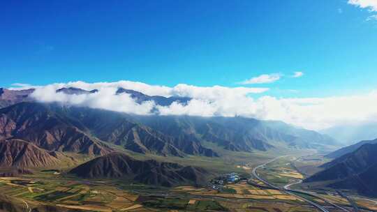 西北山村航拍