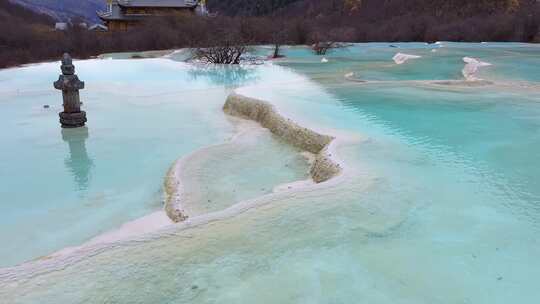 4K航拍四川九寨沟黄龙景区五彩池