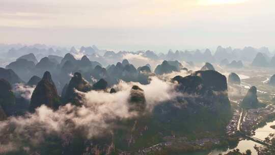 航拍广西桂林阳朔水墨山水