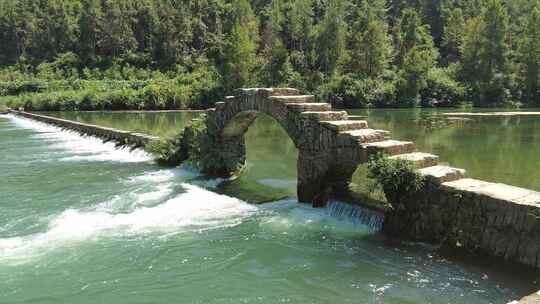 自然风光小桥流水风景实拍