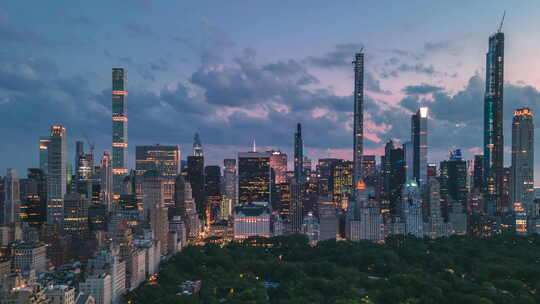 AERIAL HyPERLAPSE：从中