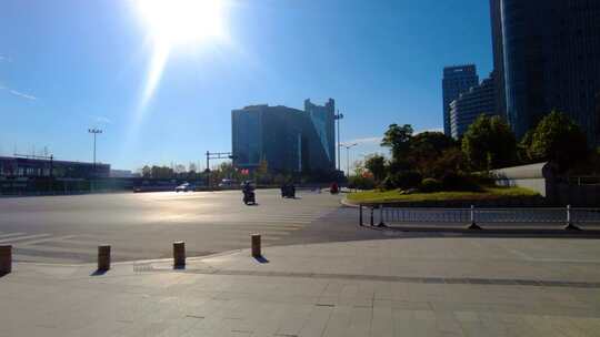 城市夕阳西下马路汽车车流延时风景视频素材