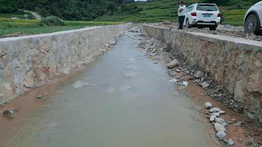 乡村振兴农村河道灌溉水渠建设河道清理