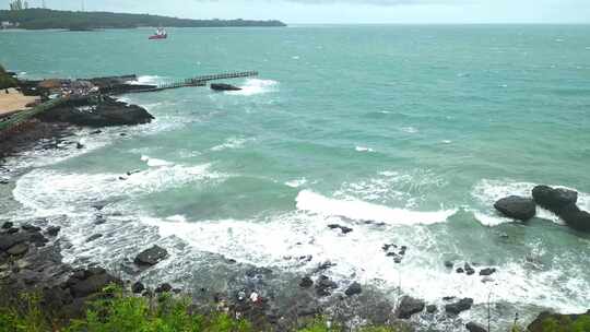 广西北海涠洲岛大海南岸鳄鱼山旅游旅行