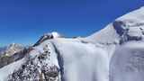 航拍川西横断山脉勒多曼因雪山山脊冰川风光高清在线视频素材下载