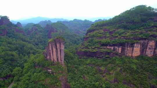 航拍武夷山玉女峰大王峰九曲溪绿水青山丹霞