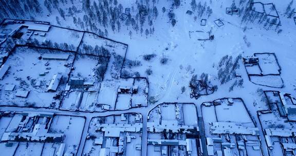 航拍大兴安岭雪村人家