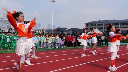 学校 运动会  操场 表演 比赛 跳舞