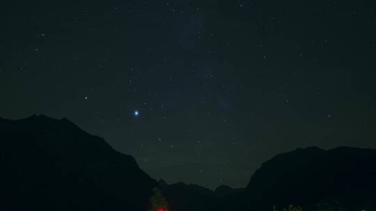 延时拍摄山间繁星夜景视频素材模板下载