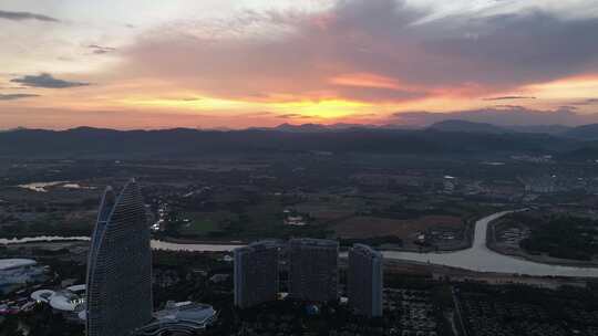 航拍三亚海棠湾日落夕阳晚霞延时云彩全景