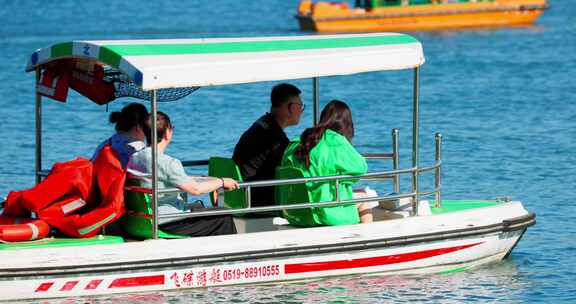 北京北海公园的游船