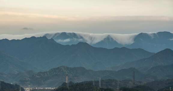 夏季远山的瀑布云-8k25p