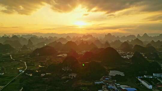 航拍桂林葡萄喀斯特风景风光