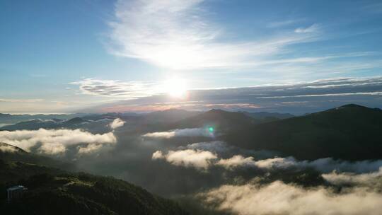 高山云海自然风光神农顶景区神农架原始森林