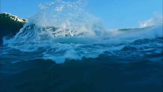 fpv海边沙滩海浪大海海水特写ai素材原