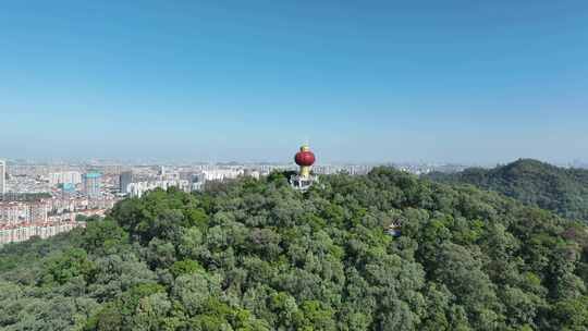 东莞黄旗山航拍城市山峰森林公园旗峰公园