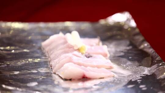 【镜头合集】锡纸包鱼肉烧烤视频素材模板下载