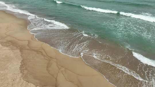 海浪海边近景