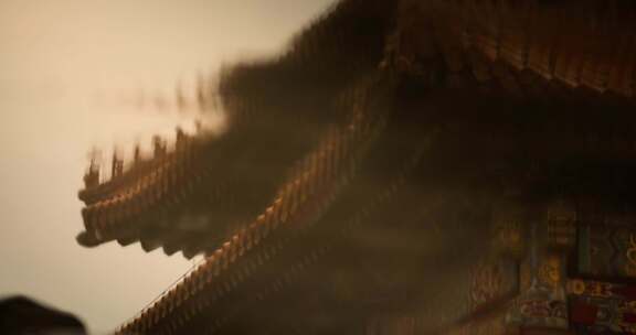 雨天故宫房檐脊兽倒影水滴涟漪