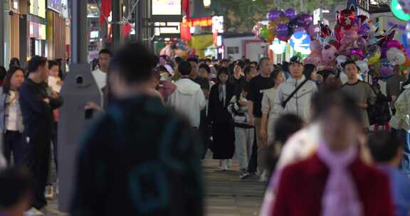 繁华的街道 人流