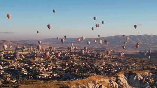 4k土耳其卡帕多奇亚热气球