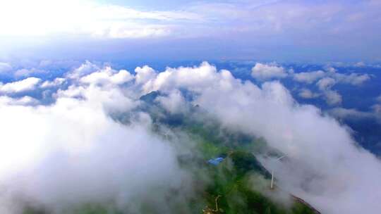 清晨云海日出云层山顶山林山峰云雾缭绕风景