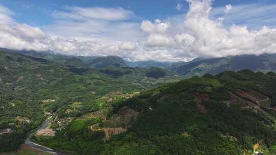 航拍延时蓝天白云山川土地