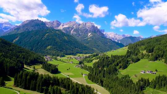 阿尔卑斯山美丽风景的风景