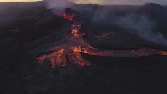 火山，喷发，熔岩，沸腾