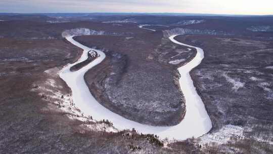 冰冻的河流，大兴安岭