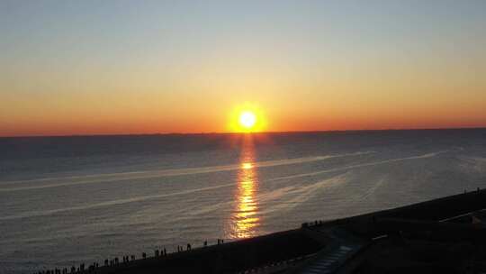 航拍 海边 倒影 地平线 水波 海面 日出