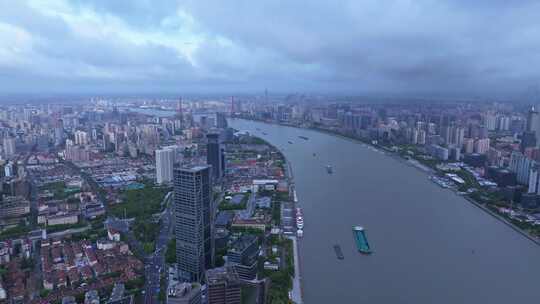 上海台风暴风雨来临前黑云压城航拍