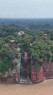 竖屏航拍四川乐山大佛5A景区