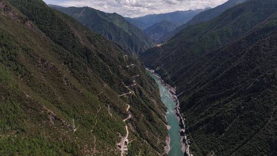 新都桥川藏线康巴汉子木雅圣地风景