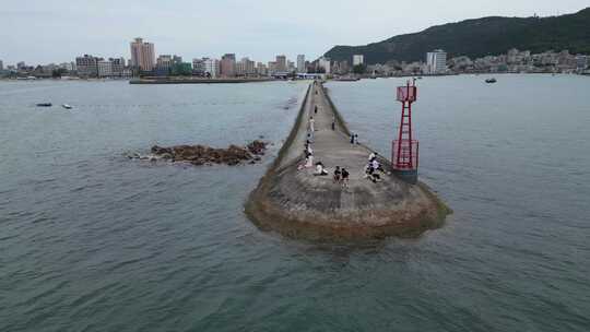 广东省惠州双月湾情人堤