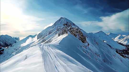 唯美雪山日照金山日出云海早晨清晨风景风光