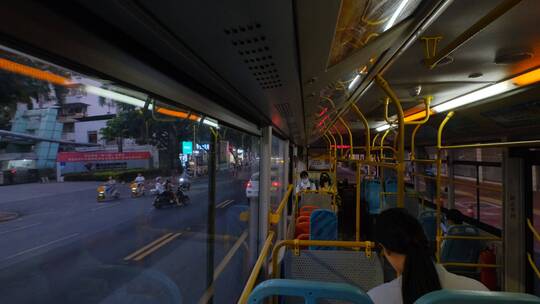 公共汽车公交车窗外街景视频素材模板下载