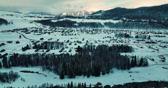 冬天喀纳斯禾木村雪景航拍