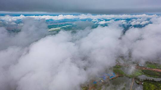 航拍鄂州燕叽镇花湖机场远景云雾缭绕