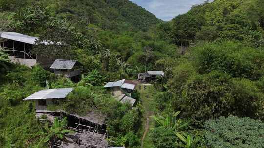 山间小屋