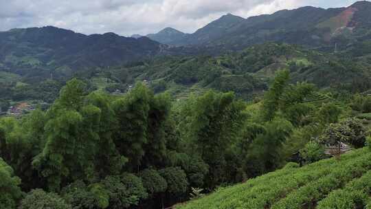 航拍广西布央村茶山绵延村寨田园