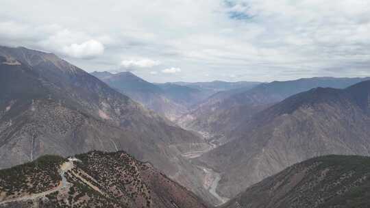 西藏行高山峡谷自然风光航拍