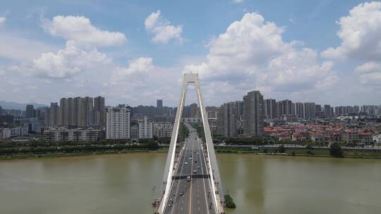 江西赣州城市风光飞龙大桥航拍