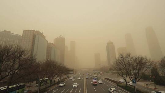 北京沙尘暴下的CBD