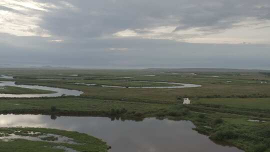 蜿蜒河水湿地航拍视频素材模板下载