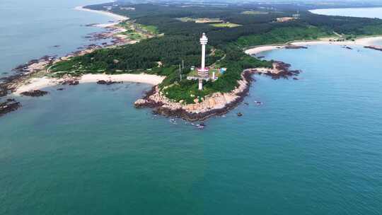 航拍海南省文昌市木兰湾航海灯塔海岸线风景