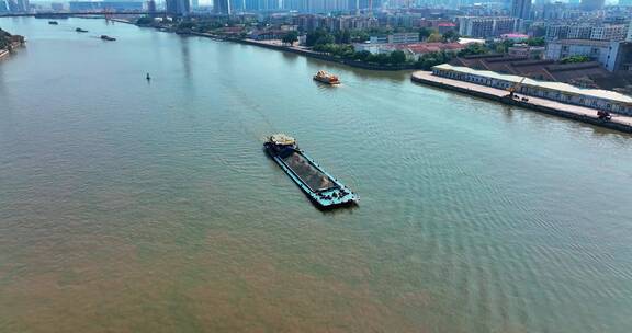广州三支香水道货运船和东沙港航拍最新
