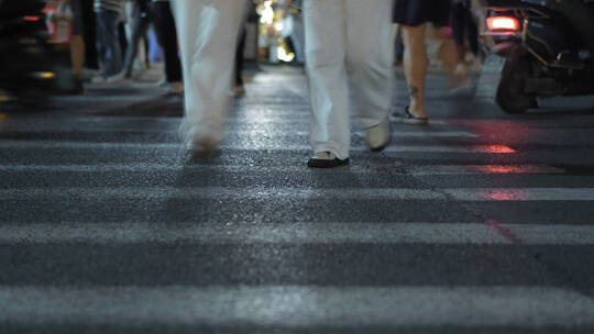 夜晚城市人流 转场素材 慢门