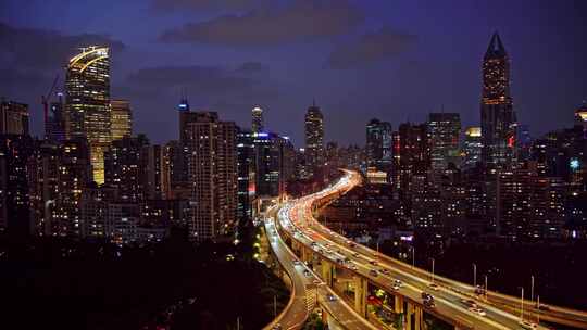 中国上海延安高架夜晚城市道路汽车交通景观视频素材模板下载